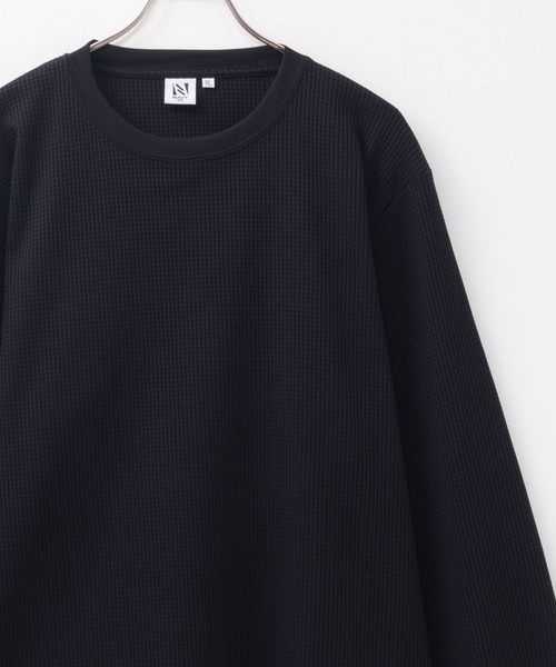 NAVY(ネイビー)の「NAVYFIT ストレッチワッフル長袖Tシャツ(Tシャツ/カットソー・メンズ・ホワイト/ブラック・S/XL/L/M)」の2枚目の写真