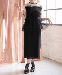 ペプラムシルエットチュールドレス