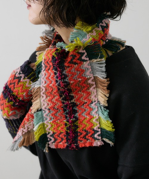 ear PAPILLONNER（イアパピヨネ）の「【P.CORNILLON（ピーコルニオン)】ミックス柄ストール（ストール/ショール・レディース・ベージュ/オレンジ・FREE）」の9枚目の写真