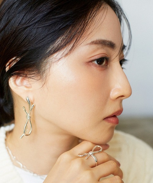 Nothing And Others(ナッシングアンドアザーズ)の「「Nothing And Others/ナッシングアンドアザーズ」Knotting Pierce(ピアス(両耳用)・レディース・シルバー・FREE)」の7枚目の写真