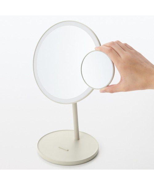 無印良品(ムジルシリョウヒン)の「コードレスLEDライト付ミラー 5倍拡大鏡付/MJ-LMR1(生活家電・メンズ・その他・FREE)」の9枚目の写真