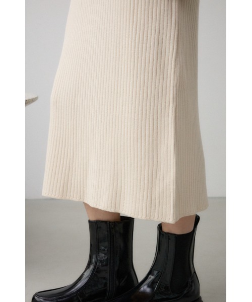 AZUL by moussy(アズールバイマウジー)の「シャギーセットニットワンピース(ワンピース・レディース・アイボリー/ブラック・SMALL/MEDIUM)」の13枚目の写真