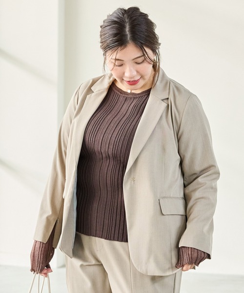 LAVEANGE（ラビアンジェ）の「2WAYスリットスリーブテーラードジャケット（テーラードジャケット・レディース・モカ/ベージュ系その他/ブラック・M/LL/4L/5L/3L）」の3枚目の写真