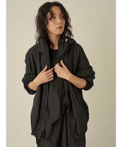 半額以下　新品　emmi シャーリングブルゾン ブラック　定価24200円 emmi（エミ）の「【emmi yoga】シャーリングブルゾン（ブルゾン