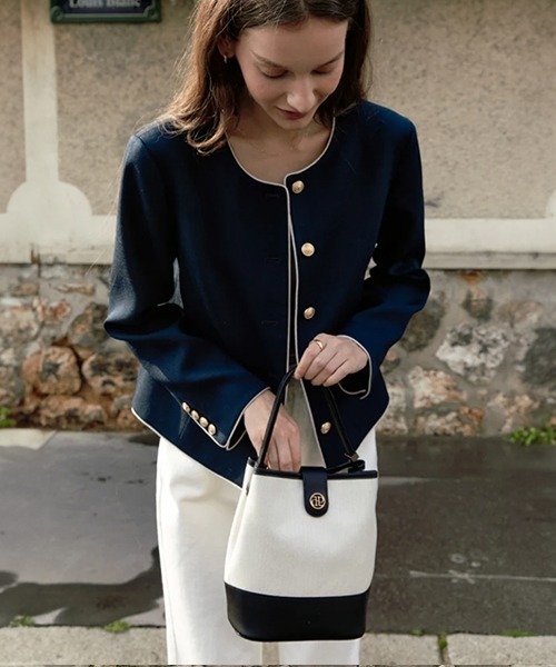 depound（デパウンド）の「town bag (bucket shoulder)（ショルダーバッグ・レディース・アイボリー・FREE）」の3枚目の写真