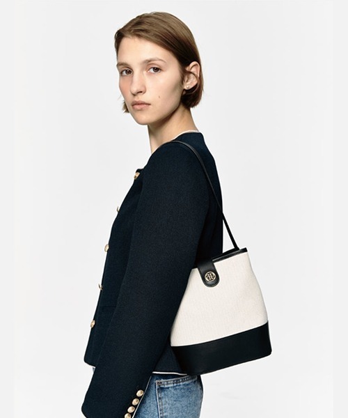 depound（デパウンド）の「town bag (bucket shoulder)（ショルダーバッグ・レディース・アイボリー・FREE）」の5枚目の写真