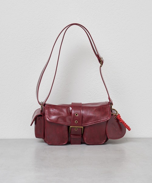 RAY CASSIN（レイカズン）の「チャーム付ショルダーバッグ（ショルダーバッグ・レディース・キャメル/ブラウン/レッド・FREE）」の9枚目の写真