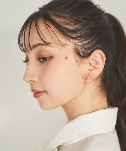 31 Sons de mode（トランテアン　ソン　ドゥ　モード）の「クリアカラーフラワーイヤリング（イヤリング・レディース・クリア/ブルー/ピンク/イエロー・フリー）」の12枚目の写真