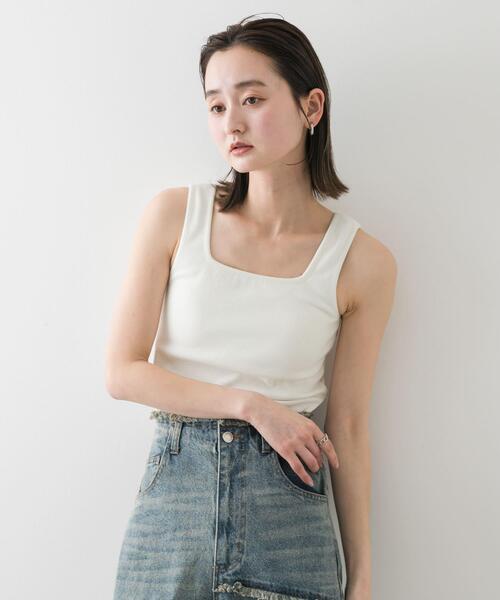SENSE OF PLACE by URBAN RESEARCH（センスオブプレイスバイアーバンリサーチ）の「スクエアネックカップツキタンクトップ（タンクトップ・レディース・ホワイト/モカ/ブラック/ライトベージュ・ONE）」の7枚目の写真
