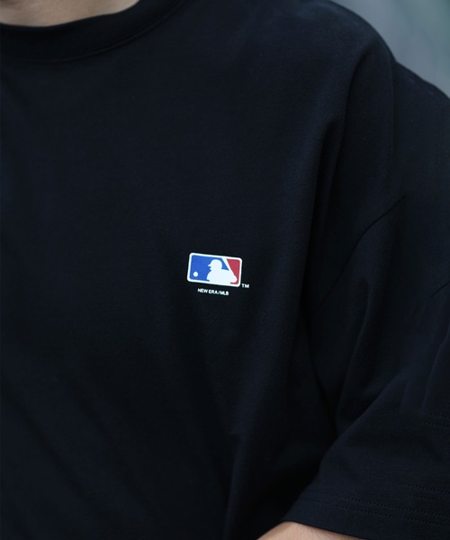 NEW ERA(ニューエラ)の「NEW ERA/ニューエラ 半袖Tシャツ バックプリント オーバーサイズ 14410063/14410064(Tシャツ/カットソー・メンズ・ブラック/ホワイト・M/XL/XXL/L)」の19枚目の写真