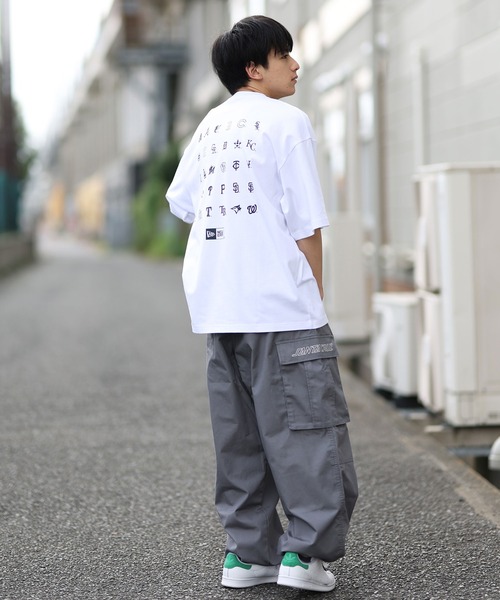 NEW ERA(ニューエラ)の「NEW ERA/ニューエラ 半袖Tシャツ バックプリント オーバーサイズ 14410063/14410064(Tシャツ/カットソー・メンズ・ブラック/ホワイト・M/XL/XXL/L)」の11枚目の写真