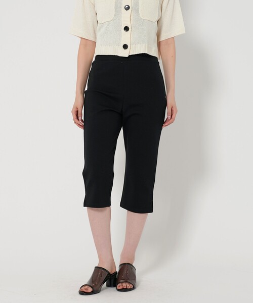 EMMEL REFINES(エメルリファインズ)の「<EMMEL REFINES>EM カプリパンツ ブラック(その他パンツ・レディース・ブラック・S/M)」の2枚目の写真