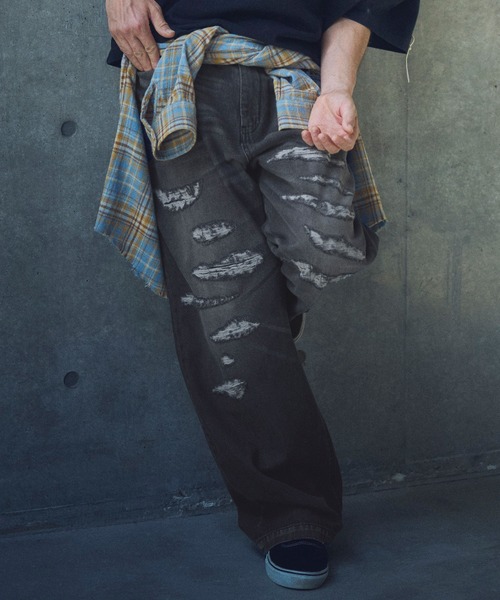 ADAM PATEK(アダムパテック)の「ADAMPATEK/destroy wide denim/デストロイワイドデニムパンツ(デニムパンツ・メンズ・ホワイト/ライトインディゴブルー/ダークインディゴブルー/ブラック・1/2)」の7枚目の写真