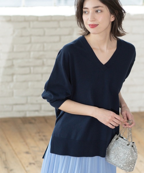 OPAQUE.CLIP（オペークドットクリップ）の「リラクシーVネックニット/オーガニックコツトン混【UV/洗濯機洗い可】（ニット/セーター・レディース・オフホワイト/ピンク系/ネイビー/ライトグレー・42/40/38/36）」の16枚目の写真