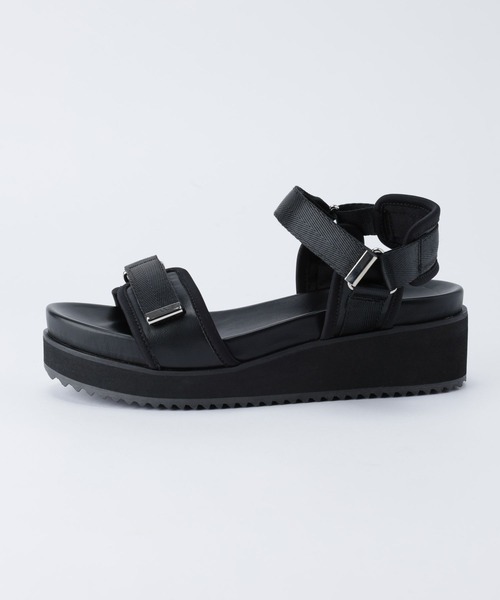 Mazell（マゼル）の「Mazell / 厚底ベルクロサンダル（サンダル・レディース・ベージュ/ブラウン/ブラック/オフホワイト・S/M/L/LL）」の19枚目の写真