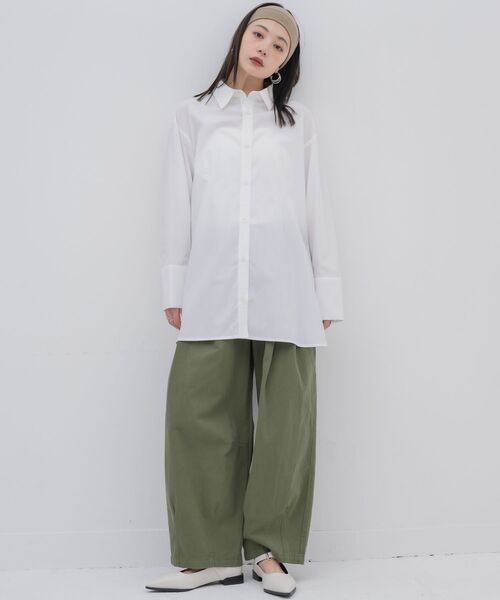 kivi(キヴィ)の「Bigcuffs long shirts(シャツ/ブラウス・レディース・ホワイト系その他/オフホワイト/ブルー・FREE)」の4枚目の写真
