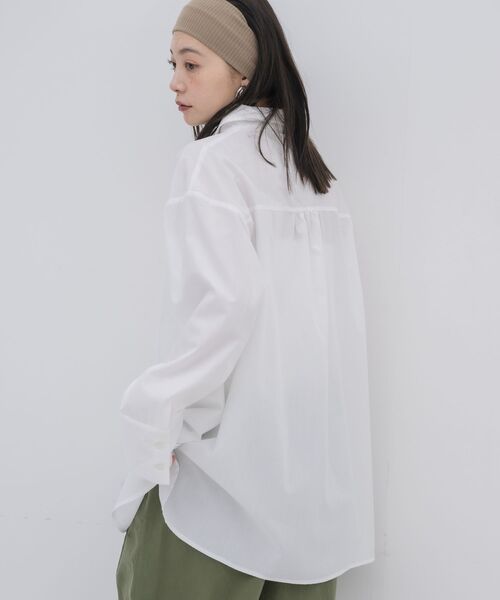 kivi(キヴィ)の「Bigcuffs long shirts(シャツ/ブラウス・レディース・ホワイト系その他/オフホワイト/ブルー・FREE)」の13枚目の写真
