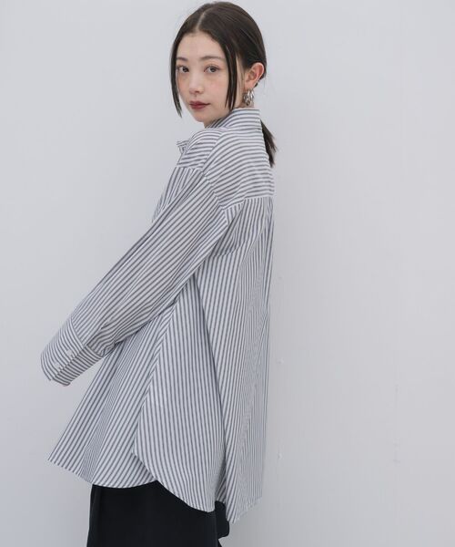 kivi(キヴィ)の「Bigcuffs long shirts(シャツ/ブラウス・レディース・ホワイト系その他/オフホワイト/ブルー・FREE)」の22枚目の写真