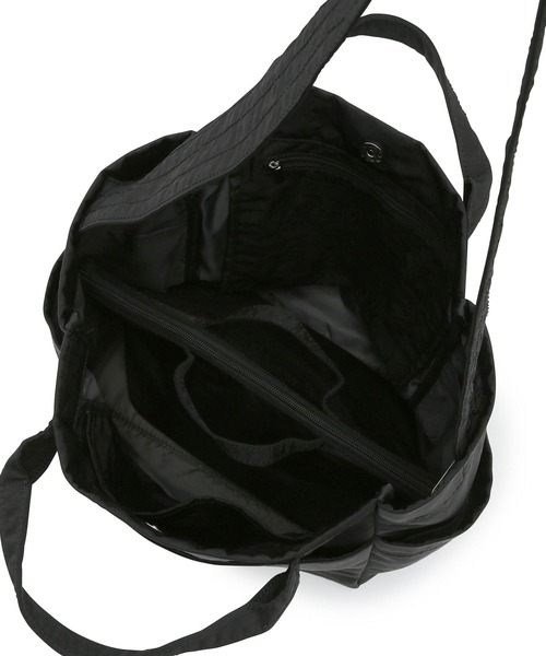 SALON adam et rope'（サロン アダム エ ロペ）の「【WEB限定】[ユニセックスで使える・撥水加工・追加]ナイロンマルチウェイトート+保冷バッグセット 2（トートバッグ・レディース・ブラック・FREE）」の3枚目の写真