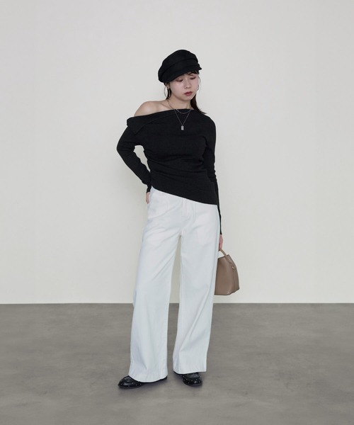 Leja(レジャ)の「【LEJA】アシンメトリーサイドギャザーワンショルダーニットトップス(ニット/セーター・レディース・ブラック/グレー・FREE)」の8枚目の写真