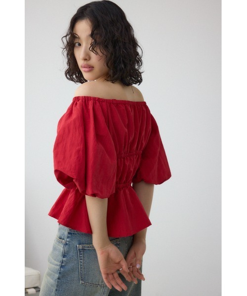AZUL by moussy（アズールバイマウジー）の「パフショルダー2WAYブラウス（シャツ/ブラウス・レディース・ブラック/アイボリー/レッド・FREE）」の16枚目の写真