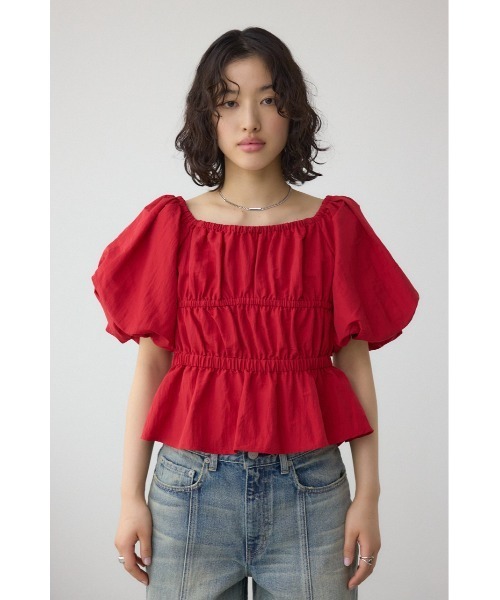 AZUL by moussy（アズールバイマウジー）の「パフショルダー2WAYブラウス（シャツ/ブラウス・レディース・ブラック/アイボリー/レッド・FREE）」の5枚目の写真