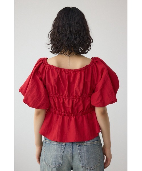 AZUL by moussy（アズールバイマウジー）の「パフショルダー2WAYブラウス（シャツ/ブラウス・レディース・ブラック/アイボリー/レッド・FREE）」の4枚目の写真