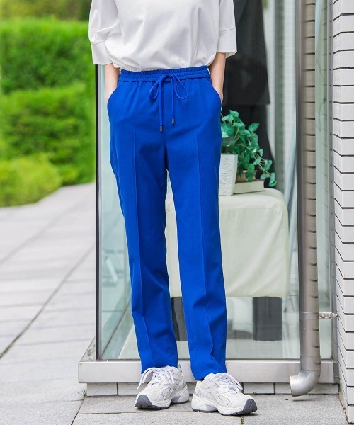la.f…(ラエフ)の「【WEB限定】シェルタリングテーパードパンツ≪洗濯機で洗える≫(スラックス・レディース・イエロー/ホワイト/ブラック/ベージュ/ブルー・9号/11号/7号)」の4枚目の写真