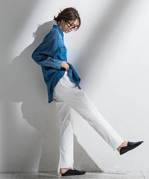 la.f…(ラエフ)の「【WEB限定】シェルタリングテーパードパンツ≪洗濯機で洗える≫(スラックス・レディース・イエロー/ホワイト/ブラック/ベージュ/ブルー・9号/11号/7号)」の22枚目の写真