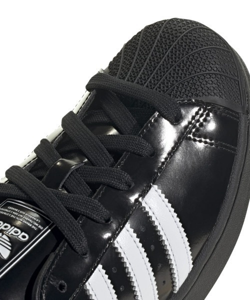 adidas(アディダス)の「adidas Originals SUPERSTAR II(アディダスオリジナルス スーパースター)(スニーカー・メンズ・ブラック系・23cm/23.5cm/25.5cm/26cm/26.5cm/24cm/24.5cm/25cm/27cm/27.5cm/28cm)」の7枚目の写真
