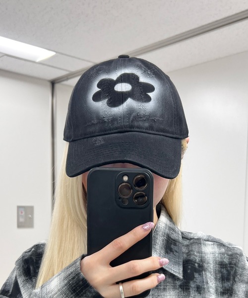 Figments（フィグメンツ）の「フェードフラワーCAP（キャップ・レディース・ブラック/ホワイト・FREE）」の2枚目の写真
