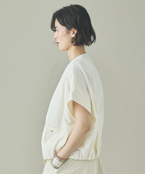 Curensology(カレンソロジー)の「Curensology(カレンソロジー)/タスランジップブラウス(シャツ/ブラウス・レディース・ベージュ/ブラック/ホワイト・FREE)」の5枚目の写真
