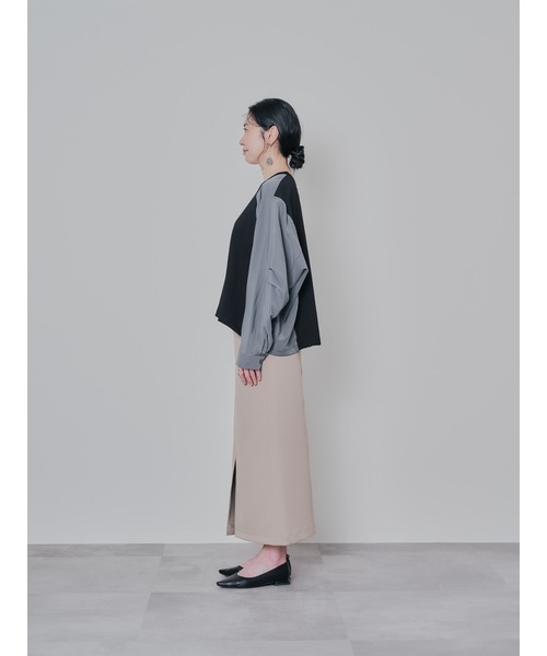 DOLLUPOOPS（ドールアップウップス）の「タックスリーブ配色トップス（Tシャツ/カットソー・レディース・ブラック/オフホワイト/チャコールグレー/レッド・38）」の22枚目の写真