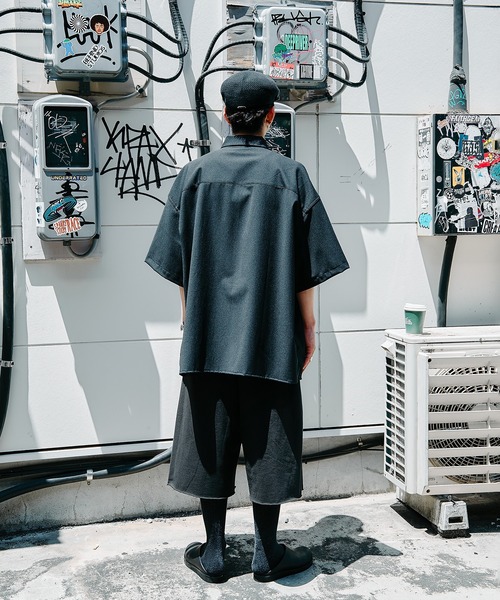 SHINYAKOZUKA（シンヤコヅカ）の「別注 HOME BAGGY SHORTS（スウェットパンツ・メンズ・ブラック/グレー・M/S/L）」の11枚目の写真