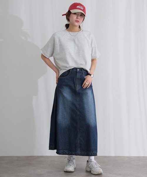 ElegChic(エレグシック)の「ミニ裏毛ラグラン半袖トレーナー(スウェット・レディース・グレー/ブラック/ライトベージュ/ライトグレー/チャコール・M/XL/4L)」の1枚目の写真