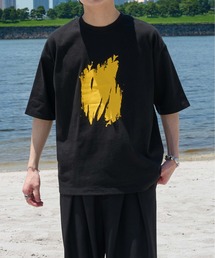 グラフィックルーズ半袖Tee
