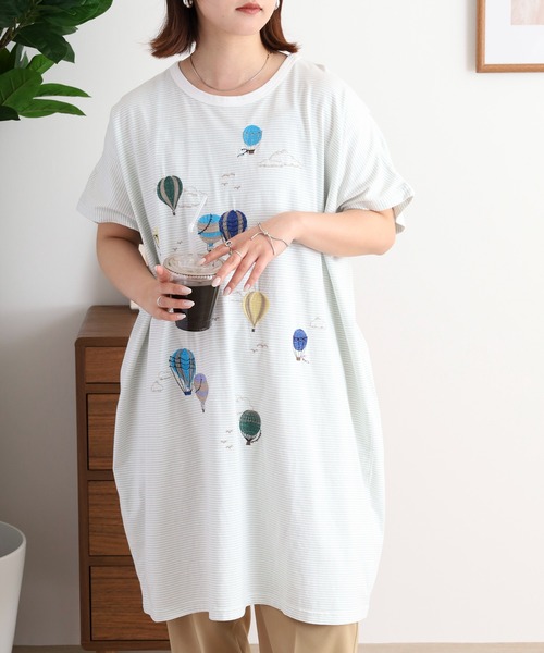 Emago(イマゴ)の「EMAGO 気球刺繍ドルマンチュニック(Tシャツ/カットソー・レディース・ネイビー/アイボリー/ホワイト×ブルー・FREE)」の13枚目の写真