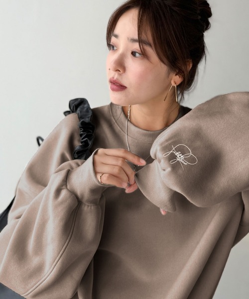 セール】袖先のさりげない刺繍がアクセント。サインロゴ刺繍裏起毛