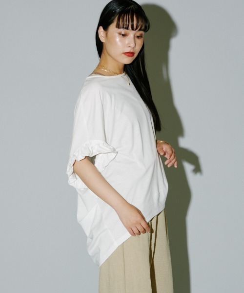 terrace(テラス)の「フリルルーズカットプルオーバー(Tシャツ/カットソー・レディース・オレンジ/オフホワイト/ブラック/カーキ・MEDIUM)」の2枚目の写真