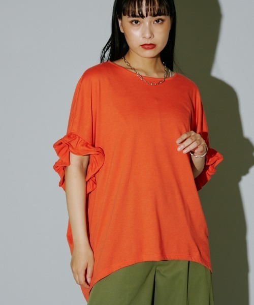 terrace(テラス)の「フリルルーズカットプルオーバー(Tシャツ/カットソー・レディース・オレンジ/オフホワイト/ブラック/カーキ・MEDIUM)」の4枚目の写真