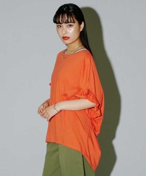terrace(テラス)の「フリルルーズカットプルオーバー(Tシャツ/カットソー・レディース・オレンジ/オフホワイト/ブラック/カーキ・MEDIUM)」の19枚目の写真