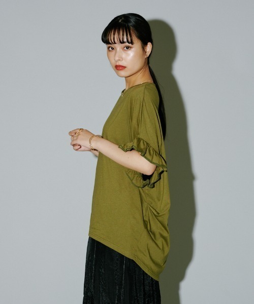 terrace(テラス)の「フリルルーズカットプルオーバー(Tシャツ/カットソー・レディース・オレンジ/オフホワイト/ブラック/カーキ・MEDIUM)」の8枚目の写真