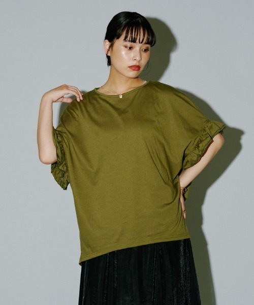 terrace(テラス)の「フリルルーズカットプルオーバー(Tシャツ/カットソー・レディース・オレンジ/オフホワイト/ブラック/カーキ・MEDIUM)」の10枚目の写真