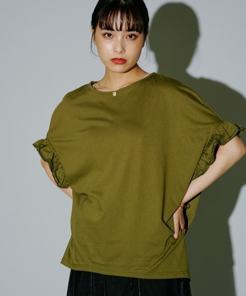 terrace(テラス)の「フリルルーズカットプルオーバー(Tシャツ/カットソー・レディース・オレンジ/オフホワイト/ブラック/カーキ・MEDIUM)」の13枚目の写真