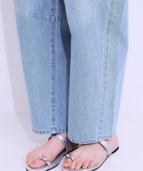 Cutie Blonde（キューティーブロンド）の「【S-LL】大人のこなれ見えスタイルに カーブデニムパンツ（デニムパンツ・レディース・ライトブルー/グレー・04/03/01/02）」の18枚目の写真