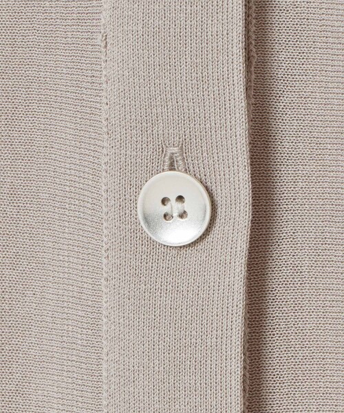 ANAYI（アナイ）の「コットンアセテートＶネック カーディガン（カーディガン/ボレロ・レディース・グレイッシュベージュ/ブラック/ホワイト・38/36）」の14枚目の写真
