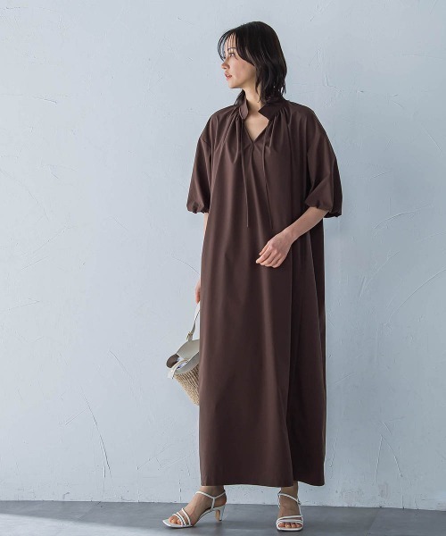 LAUTREAMONT(ロートレアモン)の「【晴れ軽】撥水UVワンピース≪UV/接触冷感/撥水性/洗濯機で洗える≫(ワンピース・レディース・ブラック/ブルー/ブラウン・9号)」の2枚目の写真