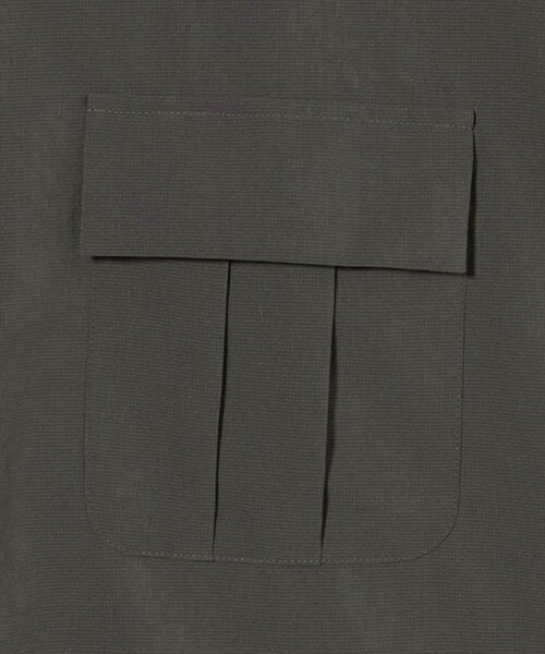 UNITED ARROWS(ユナイテッドアローズ)の「DotAir ドットエア バンドカラー ミリタリーシャツ ‐吸水速乾 ストレッチ‐(シャツ/ブラウス・メンズ・ブラック/ダークグレー・L/XL/M/S)」の14枚目の写真