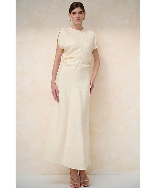 Estella.K（エステラケー）の「Dion Pleated Dress ワッシャープリーツドルマンドレス（ワンピース・レディース・ブラック/サックスブルー/アイボリー・FREE）」の6枚目の写真