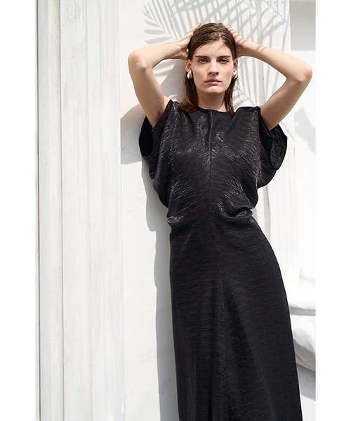 Estella.K（エステラケー）の「Dion Pleated Dress ワッシャープリーツドルマンドレス（ワンピース・レディース・ブラック/サックスブルー/アイボリー・FREE）」の21枚目の写真